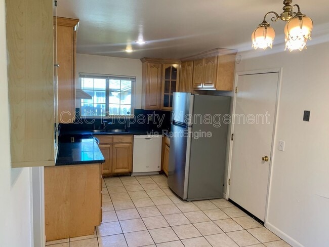 Photo - 1699 S Blaney Ave House