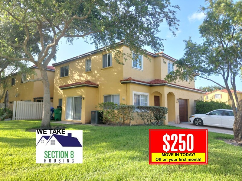 Foto principal - 10161 SW 21st St