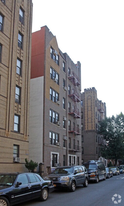 Foto principal - 1425 51st St