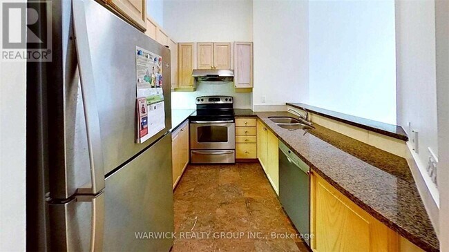 Photo du bâtiment - 7 King St E