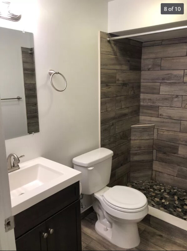 Foto del edificio - 3621 Spring Garden St