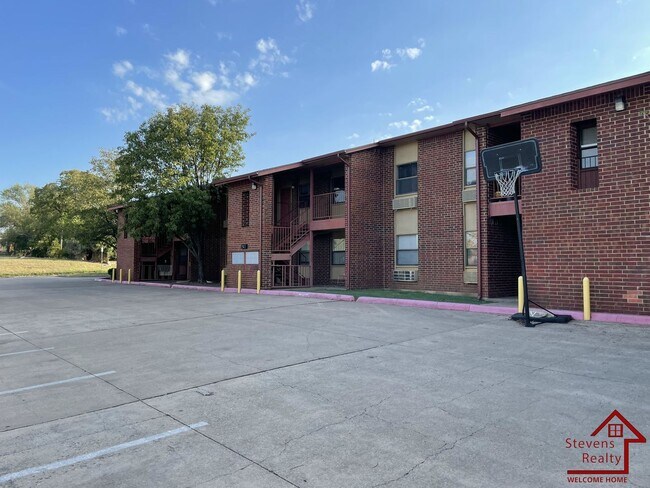 Foto del edificio - 1912 SW D Ave