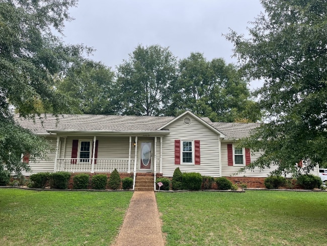 Building Photo - 1400 Courtland Dr