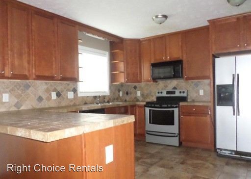 Building Photo - 145 Chestnut Dr