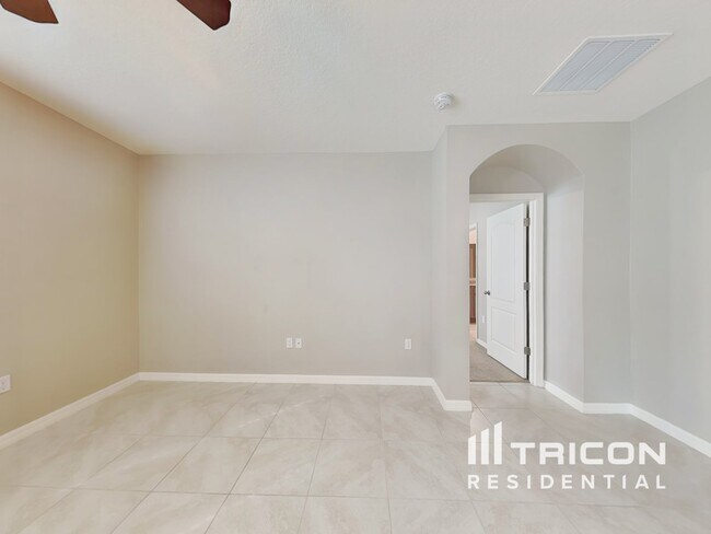 Building Photo - 3669 Crimson Clover Dr