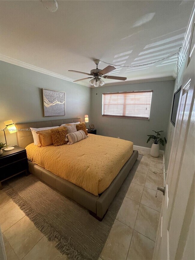 4050 NE 12th Terrace Unit 121, Oakland Park, FL 33334 Condo for Rent