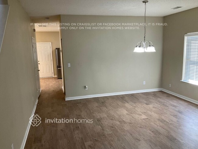 Building Photo - 2104 Palatine Pl