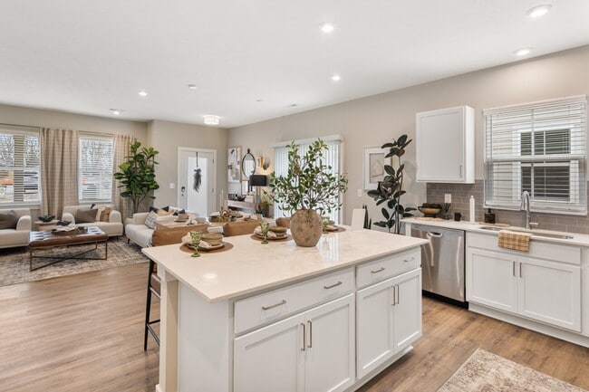 Building Photo - Mural Lewis Center