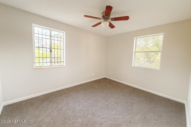 Building Photo - 6773 Restlawn Dr