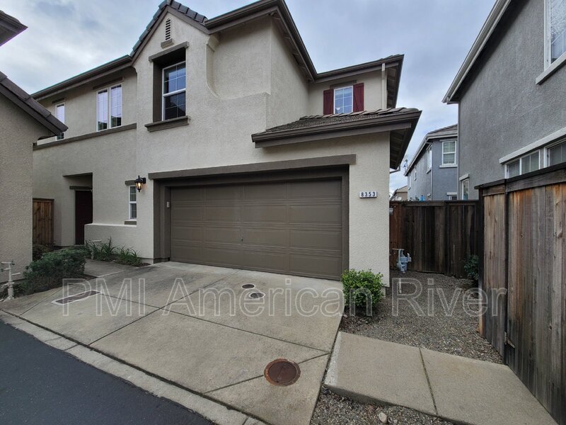 Foto principal - 8353 Roseto Rd