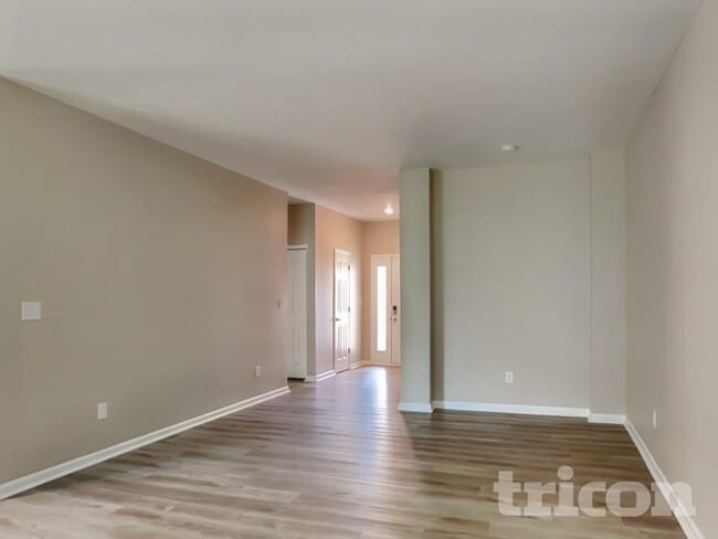 Building Photo - 1229 S Aberdeen Dr