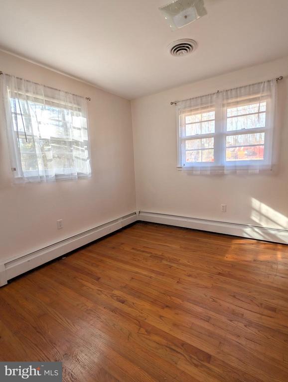 Foto del edificio - 8105 Devlin Rd