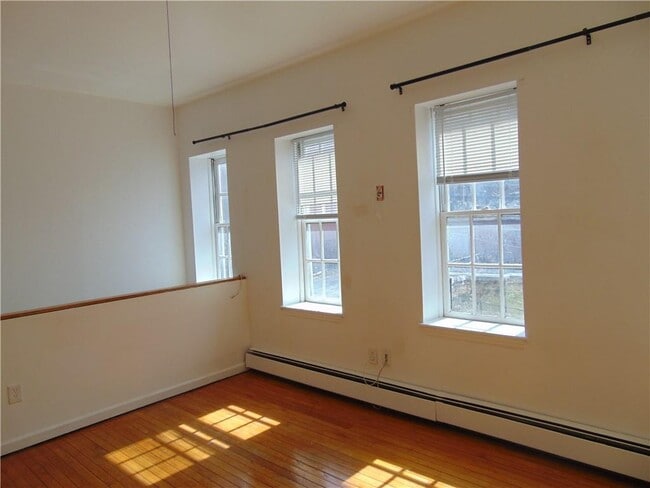 Building Photo - 177 Union St