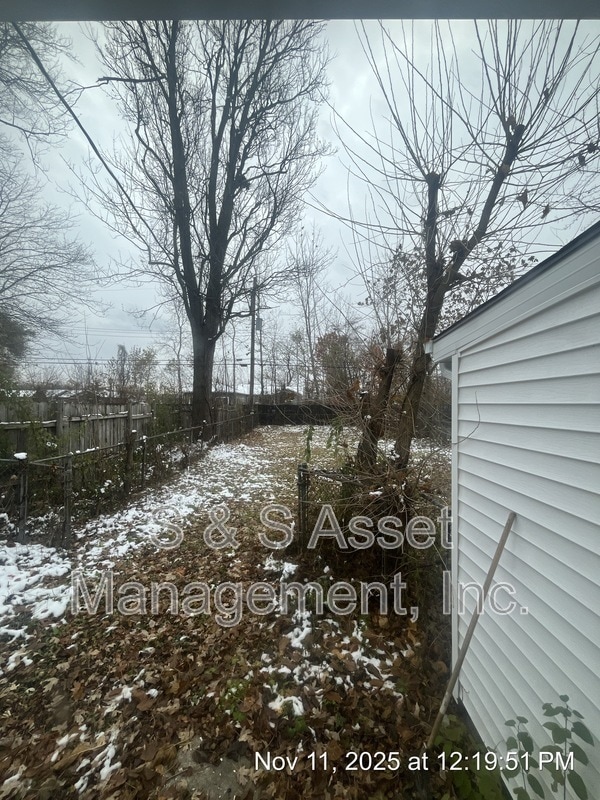 Foto del edificio - 915 Loa St