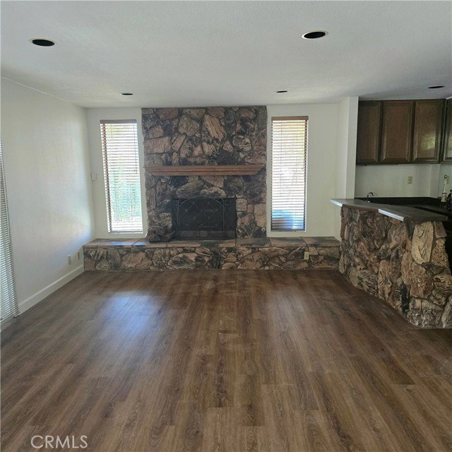 Building Photo - 7134 Dos Rios Dr