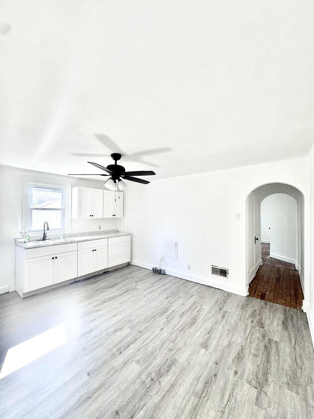 Foto principal - 212 S Chestnut St