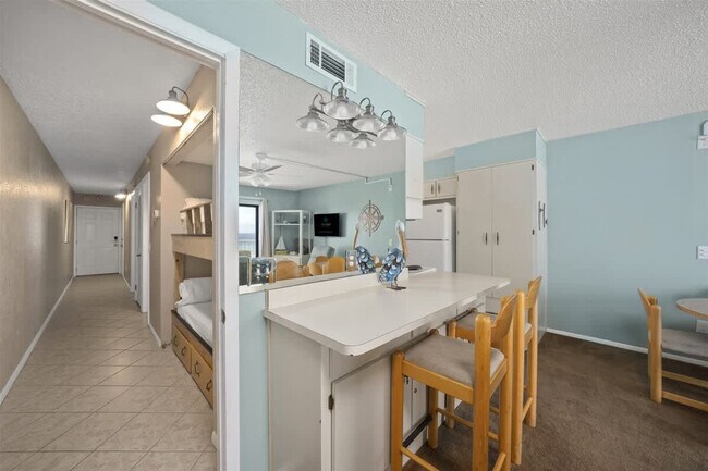 Foto del edificio - 8743 Thomas Dr