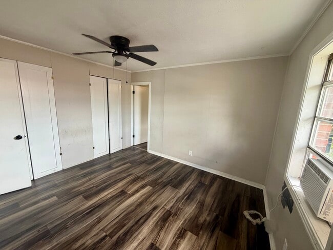 Building Photo - 616-622 14th St Quadplex