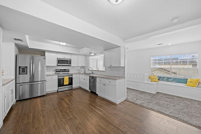 Foto del edificio - 16723 Running Quail Ct