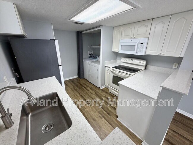 Foto del edificio - 538 Washington Palm Loop