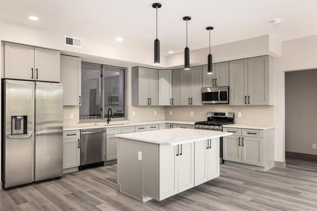 Foto del edificio - Wave on the Blue