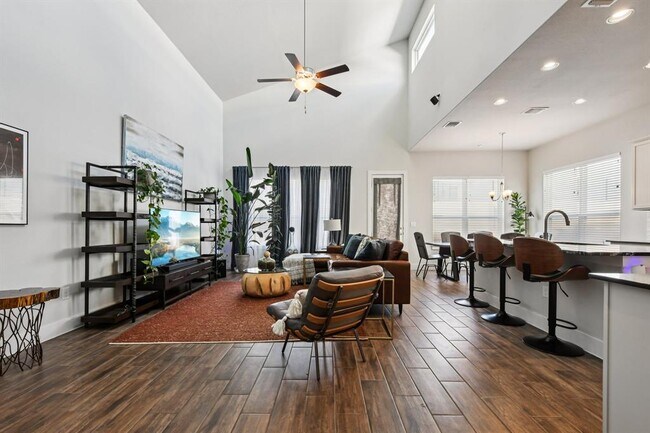 Foto del edificio - 11212 Charger Wy