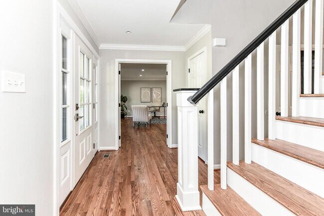 Building Photo - 43533 Golden Meadow Cir