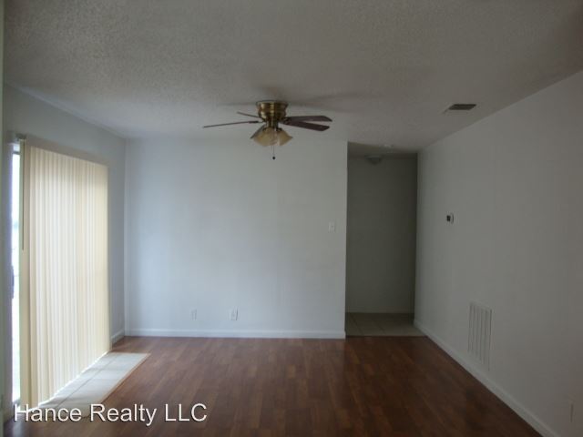 Building Photo - 4022 Coral Sunrise