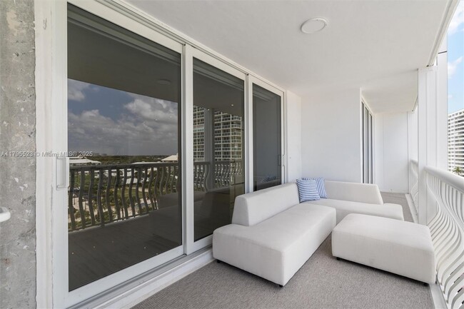 Foto del edificio - 2200 S Ocean Ln