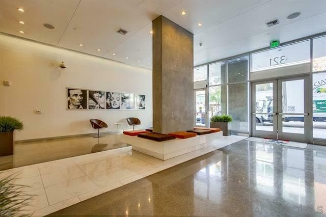 Building Photo - 321 Tenth Ave