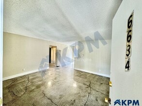 Building Photo - 6634 N El Dorado St