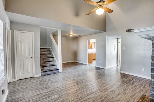 Building Photo - 106 Verna Spur