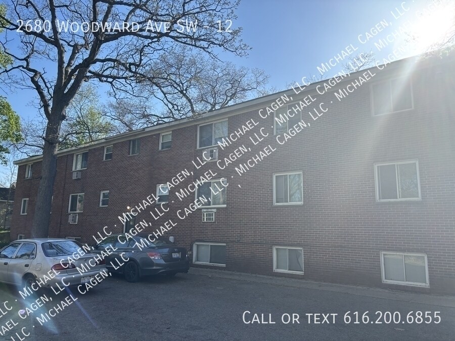 Foto del edificio - 2680 Woodward Ave SW