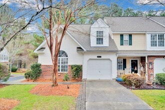 Building Photo - 8041 Christmas Ct