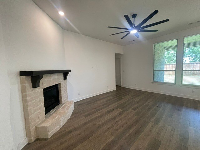Building Photo - 4317 Sanctuary Dr