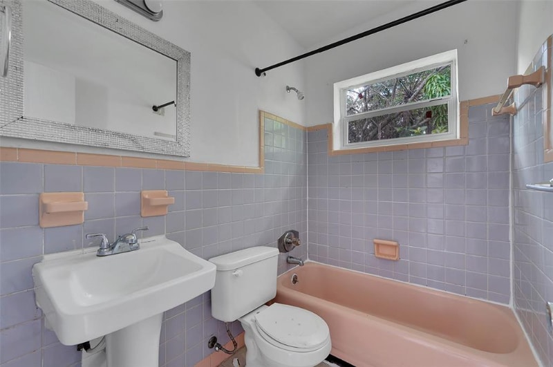 Photo - 2403 SW 8th St (Fort Lauderdale, FL)