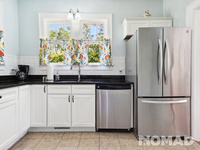 Foto del edificio - 3 Bedroom Single Family Home in Savannah