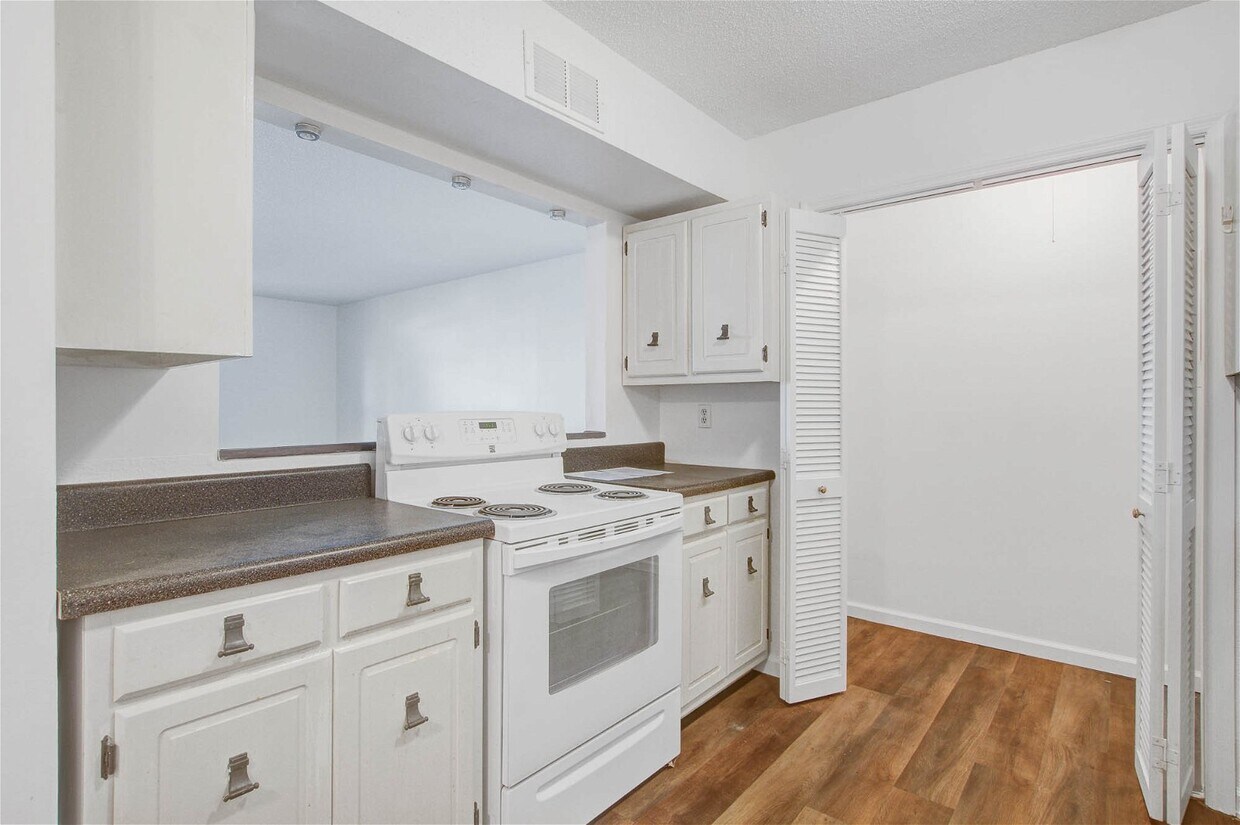 2150 Spoleto Ln Unit B3, North Charleston, SC 29406 Condo for Rent in North Charleston, SC