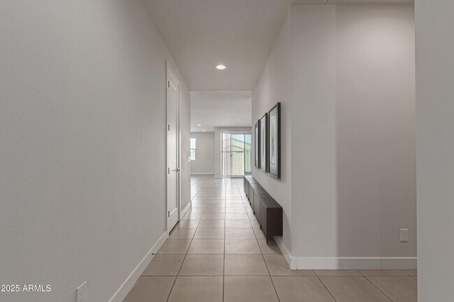Foto del edificio - 6918 W Winston Dr