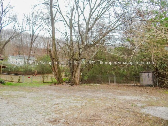 Pet Friendly House With Fenced In Yard House For Rent In Ringgold Ga Apartments Com Pet Friendly House With Fenced In Yard House For Rent In Ringgold Ga Apartments Com