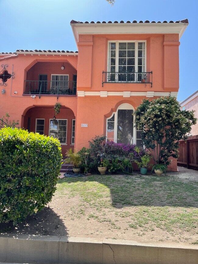 Spanish Duplex - 1115 S La Peer Dr