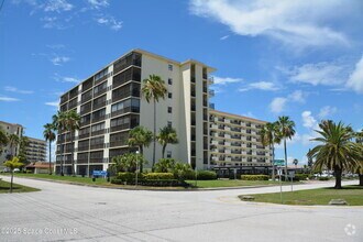 Building Photo - 500 Palm Springs Blvd
