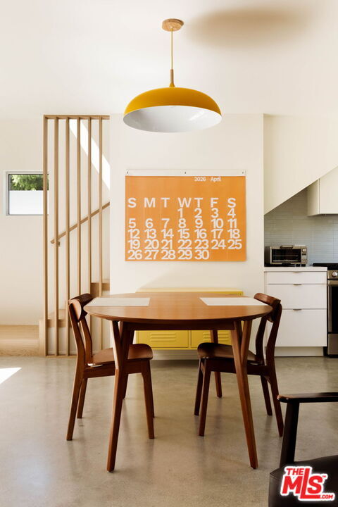 Foto del edificio - 2209 Louella Ave