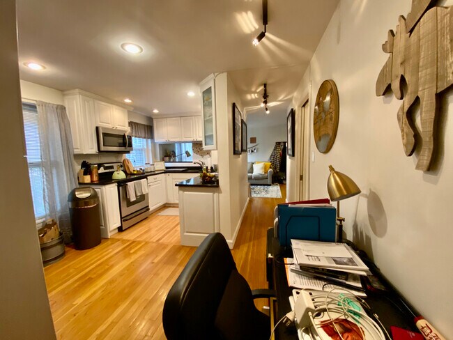 Foto del edificio - 111 Longwood Ave