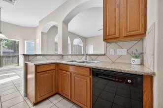 Building Photo - 11250 Muleshoe Ct