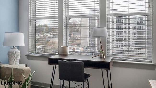 Building Photo - 2165 Nolensville Pk