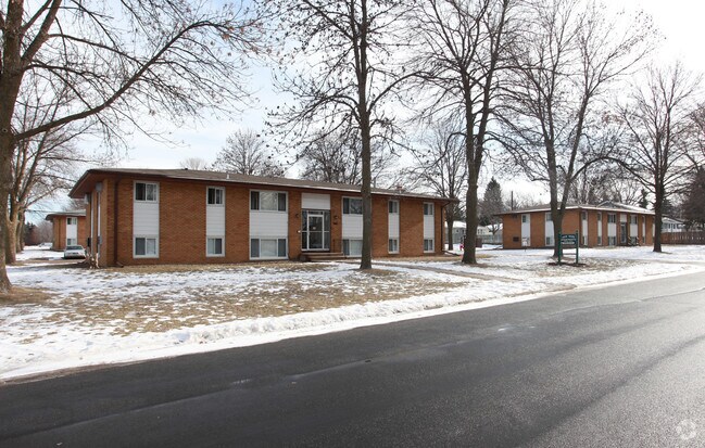 Foto del edificio - 4111-4121 Nevada Ave N