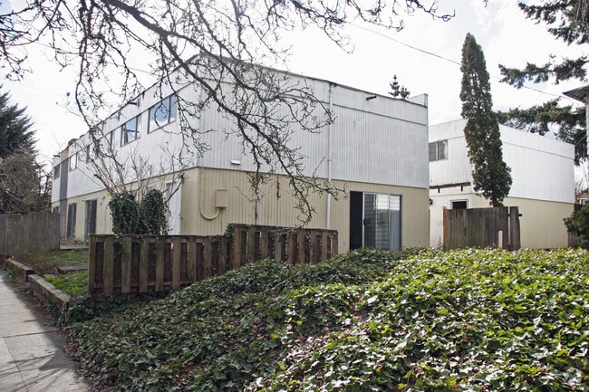 Building Photo - Moreland Terrace