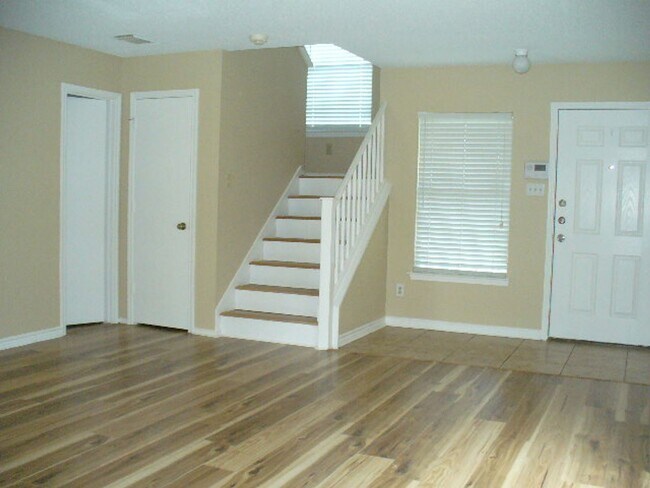 Foto del edificio - Ready for Move-In