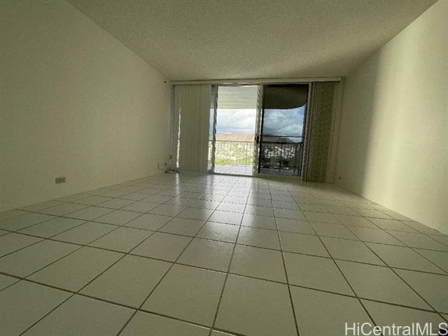 Foto del edificio - 1212 Nuuanu Ave